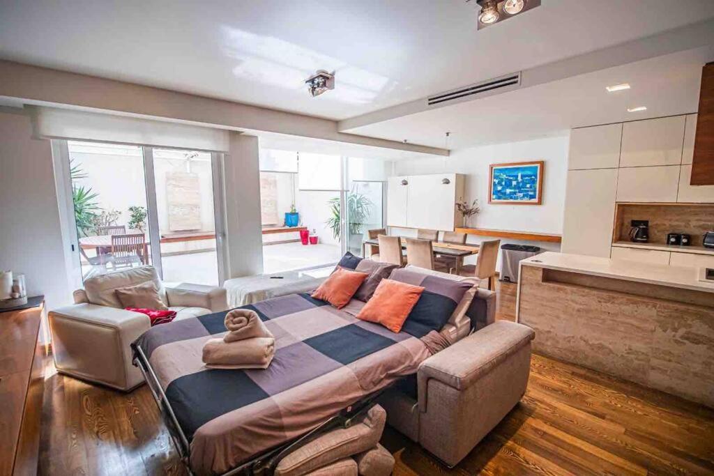 Pembroke St Julians Luxury, Comfort, Location 外观 照片